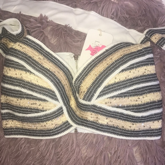 Heart Shaped Crop Top - Picture 4 of 8